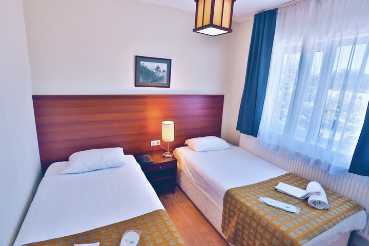 Room 19 of 60