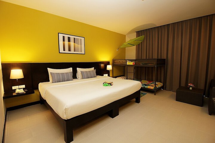Room 13 of 51