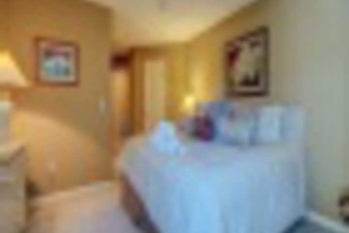 Room 27 of 96