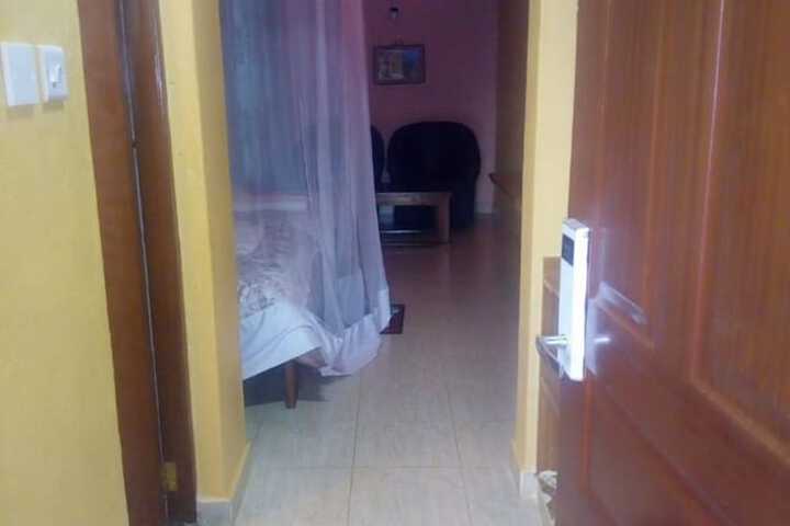 Room 4 of 19