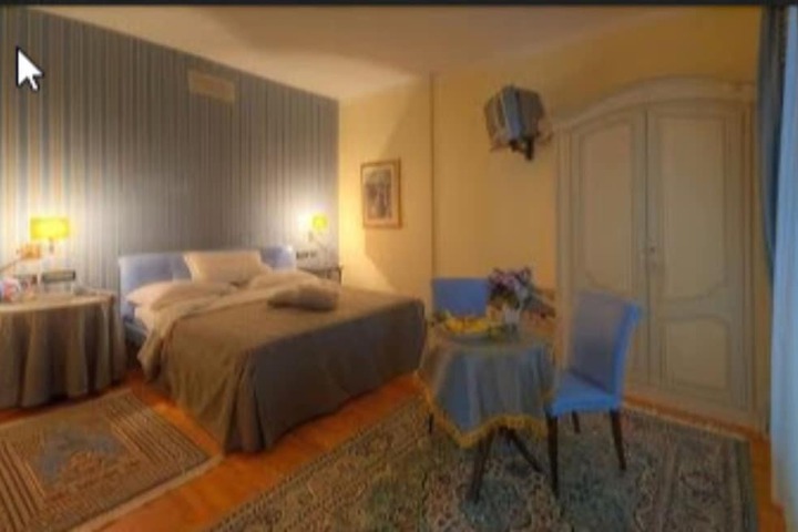 Room 3 of 20