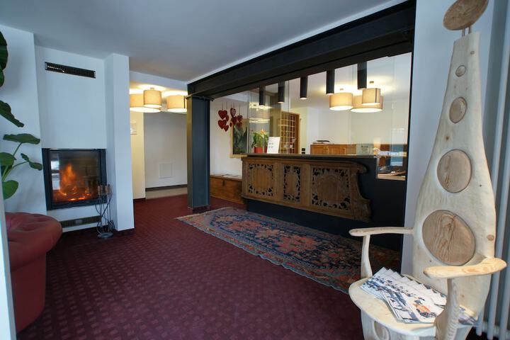 Hotel Interior 2 of 39