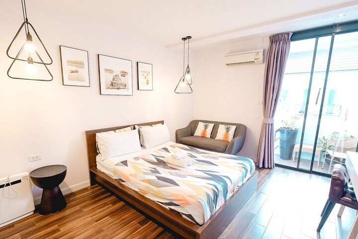 Room 16 of 62