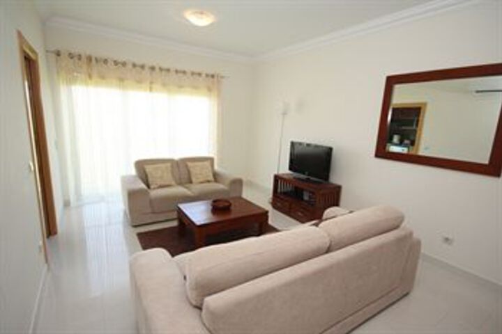 Room 9 of 10