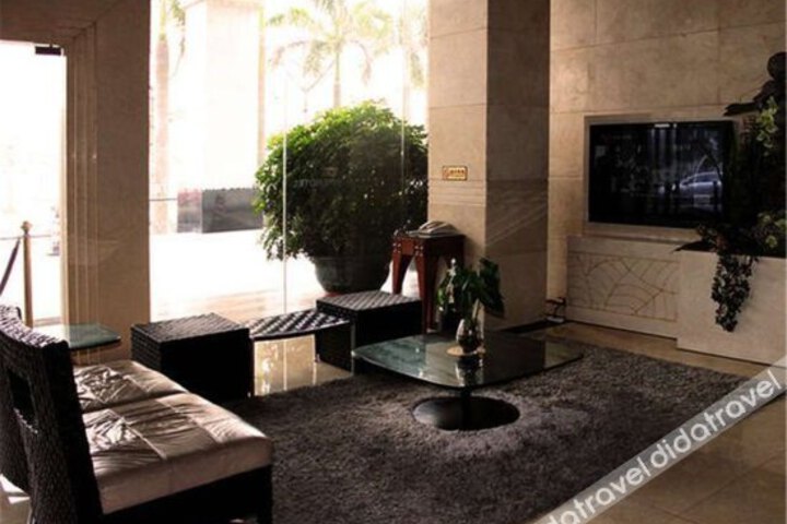 Huayujixiang Lou Hotel of Zhuhai City