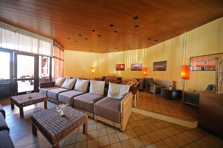 Hotel Lobby