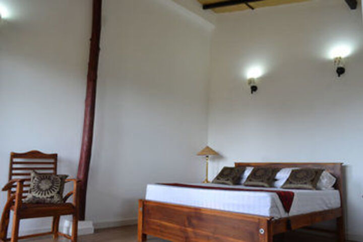 Room 13 of 25