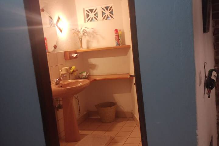 Room 30 of 41