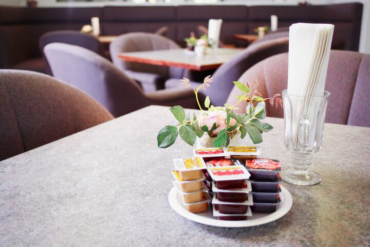 Breakfast/Coffee Service 14 of 17