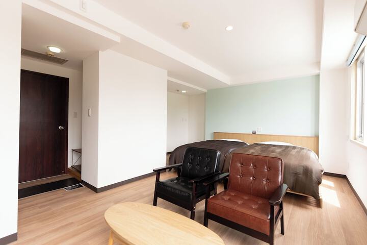 Room 5 of 29