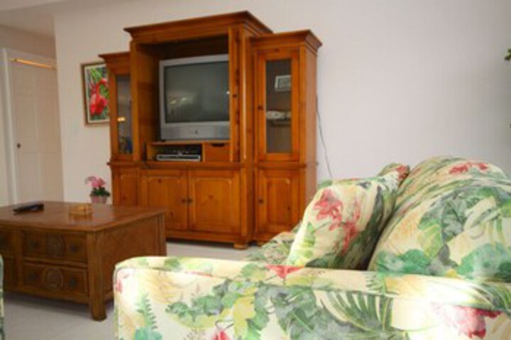 Room 10 of 24