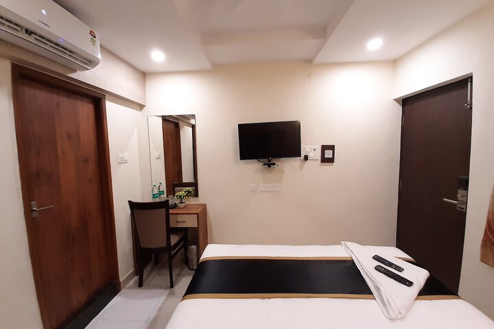Room 27 of 72