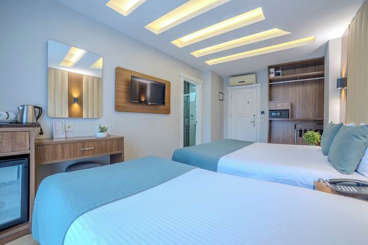 Room 28 of 70
