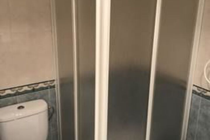 Room 6 of 20