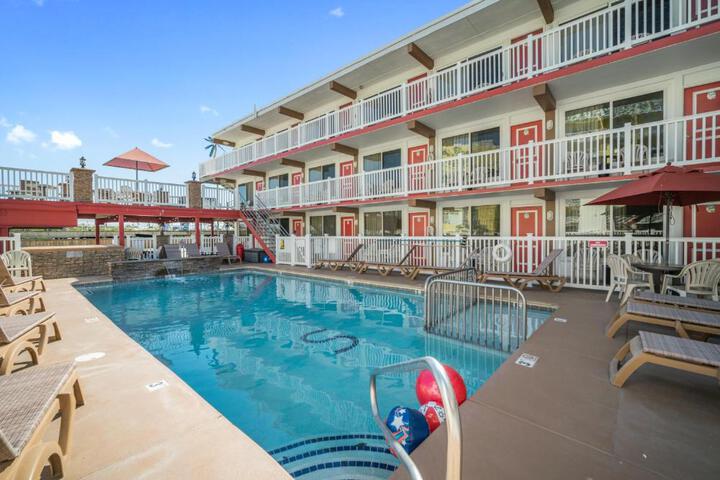 Hotel 2 of 23