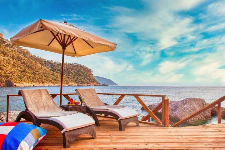 Exterior of La Boheme Kabak