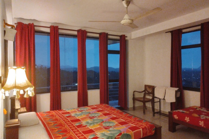 Room 35 of 53