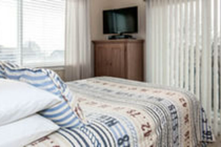Room 35 of 111