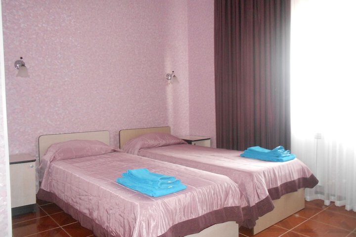 Room 15 of 23