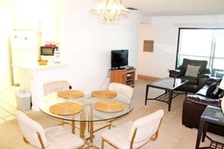 Room 10 of 11