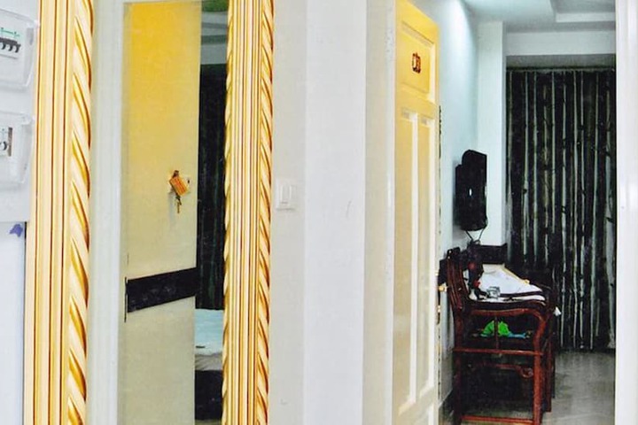 Room 20 of 29