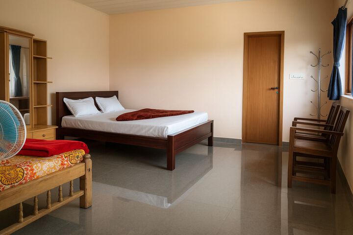 Room 7 of 8