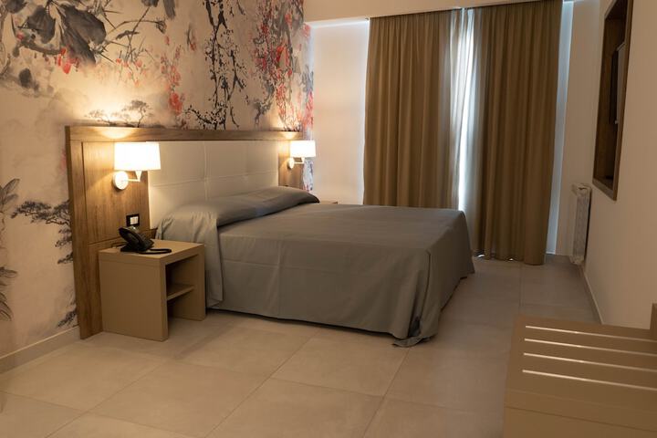 Room 7 of 26