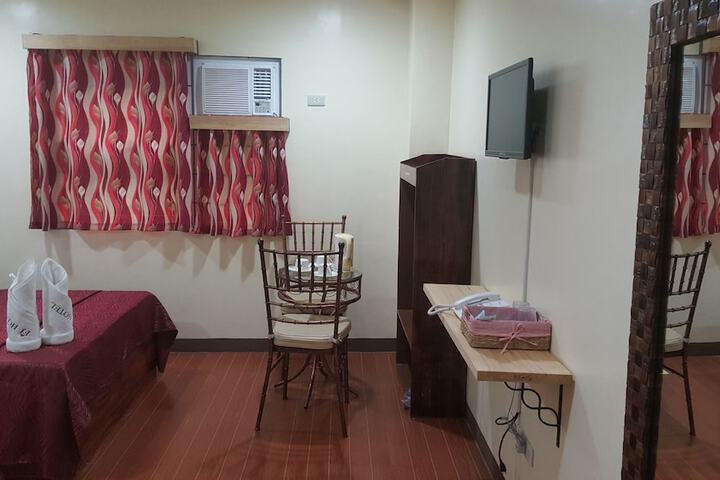 Room 33 of 105