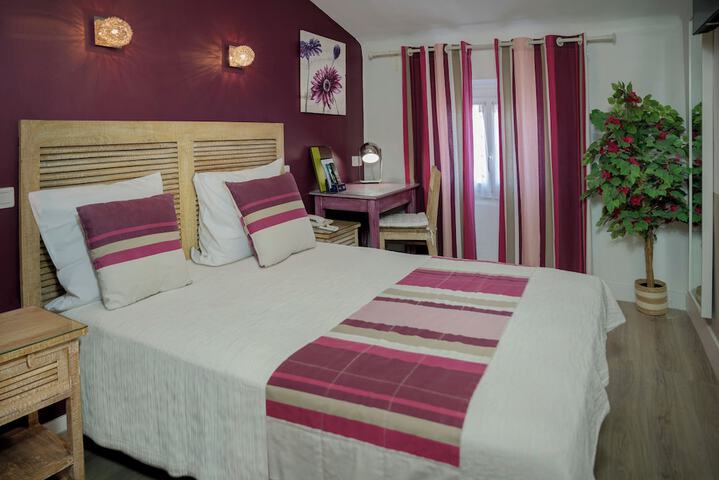 Room 26 of 66