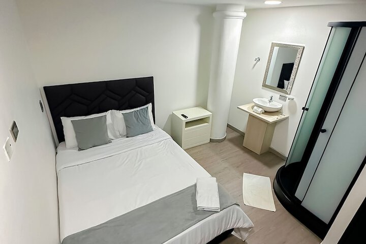 Room 58 of 87