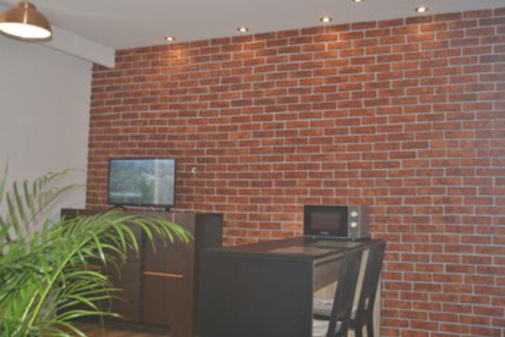 Room 15 of 80