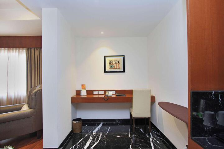 Room 147 of 152