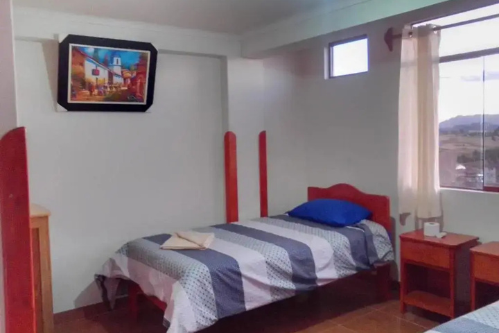 Room 2 of 12