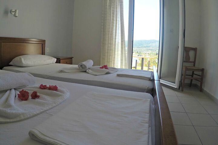 Room 8 of 67