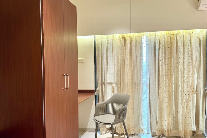 Room 2 of 47