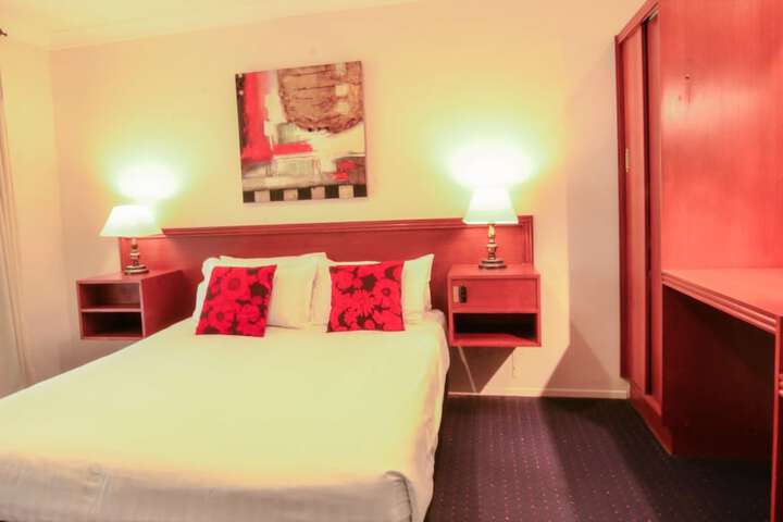 Room 13 of 47