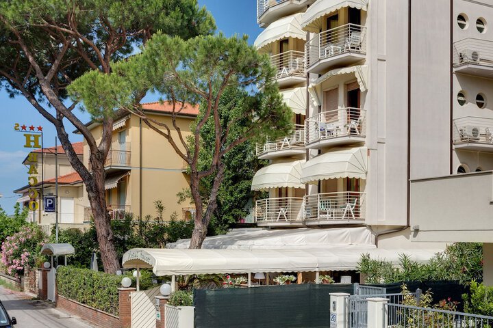 Hotel 66 of 68