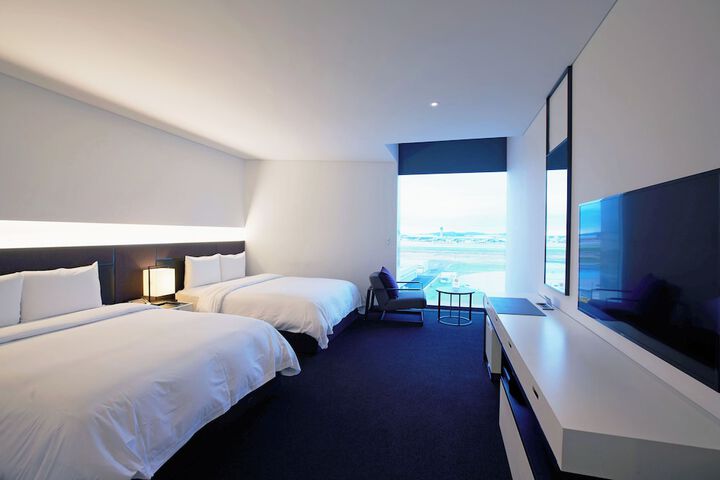 Room 12 of 61