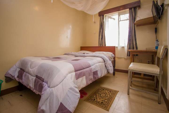 Room 12 of 52
