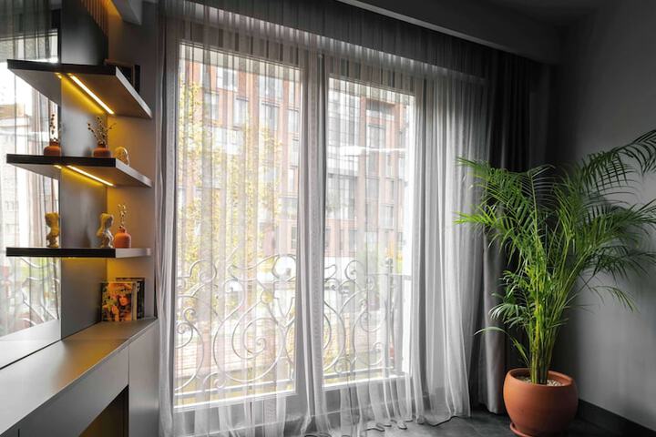 Room 10 of 86