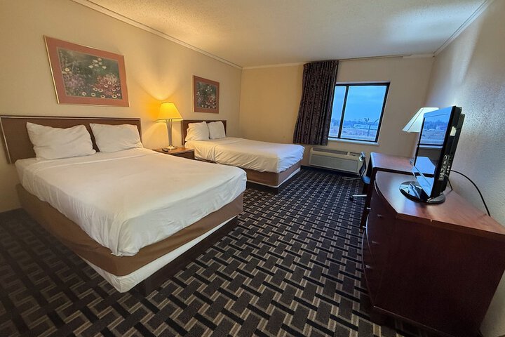 Room 7 of 18