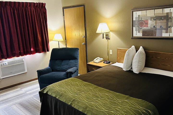 Room 2 of 21
