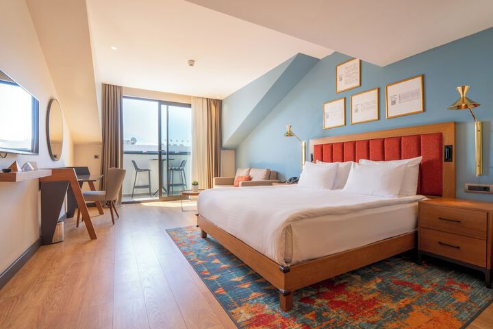 Room 10 of 75