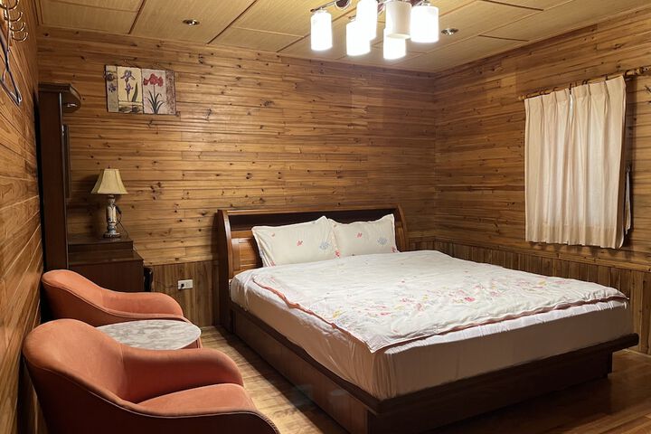 Room 15 of 85