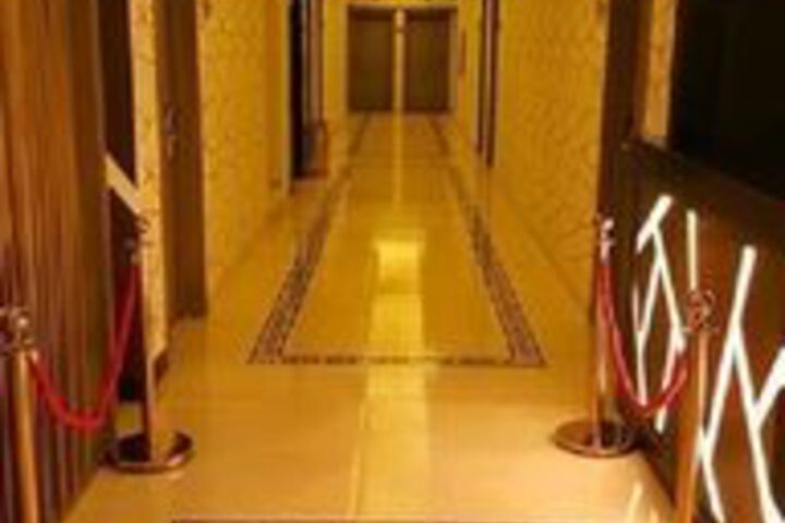 Hotel Interior 8 of 17