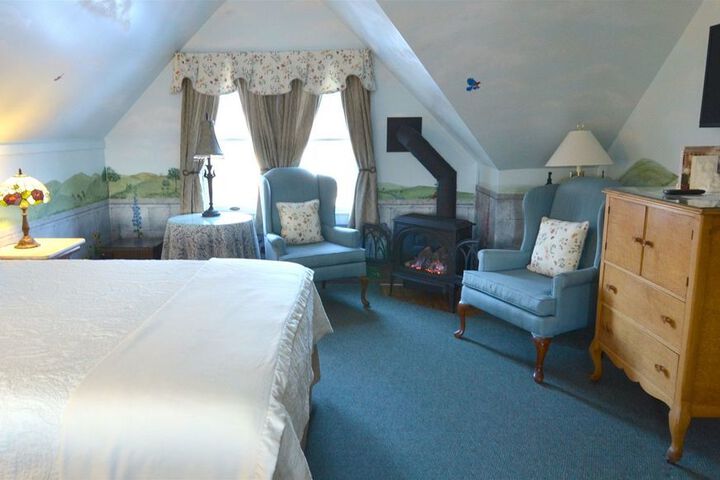 Room 30 of 155