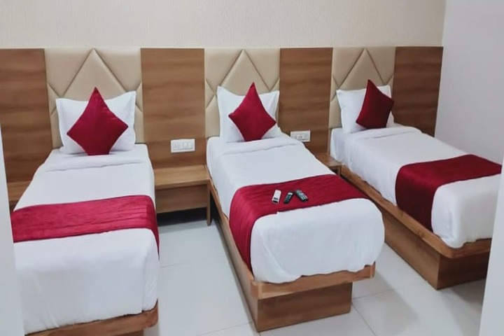 Room 6 of 20