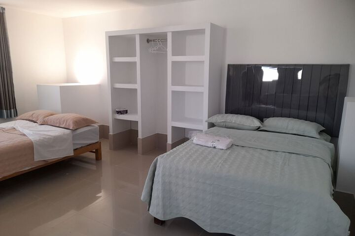 Room 21 of 25