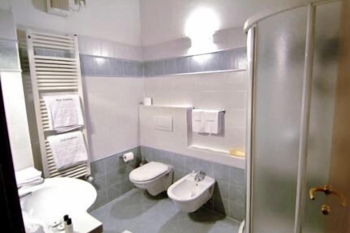 Bathroom Interior Photo
