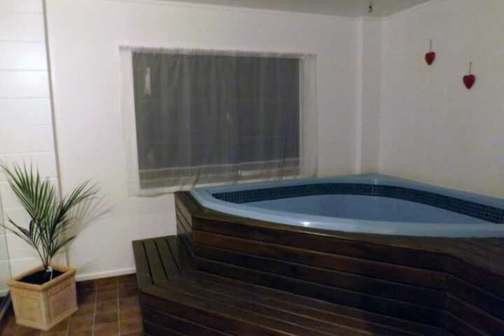 Spa 42 of 48